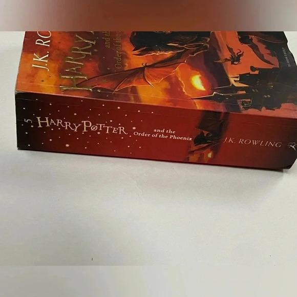 Harry Potter and the Order of the Phoenix - Book 5 | Softcover 📚 - Picture 16 of 16